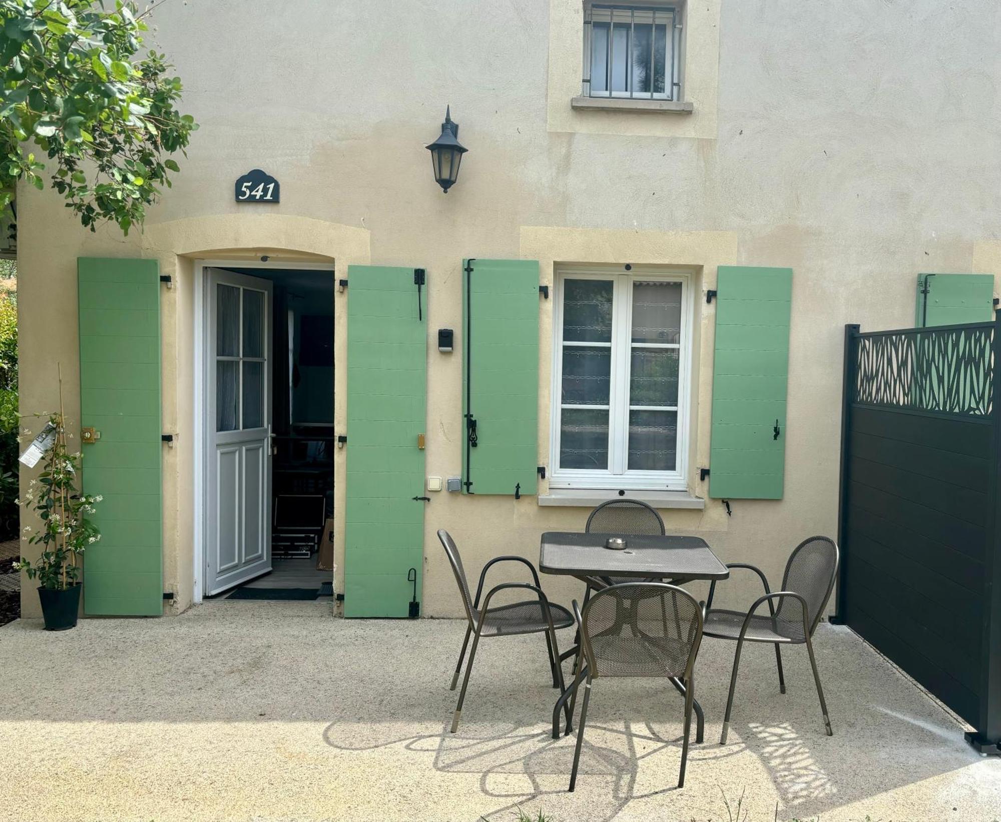 Appartement 4 Personnes 541 Les Jasses De Camargue Галарг-льо-Монтю Екстериор снимка